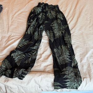 Fern Flowy Trouser-Black and Green Leaf Print Women's Pants